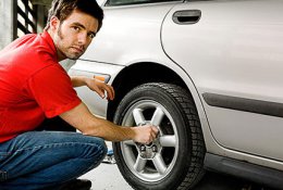 Пора переобуваться! Шиномонтаж и балансировка со скидкой 50% в автосервисе "Rps-Auto" на ДОСААФ