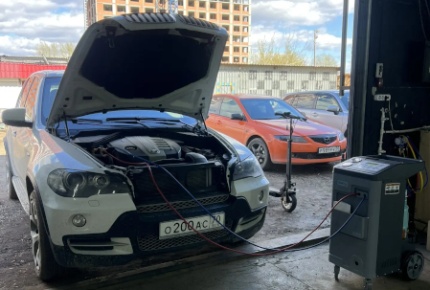 Полировка фар и заправка кондиционера со скидкой 50% от «М Авто»