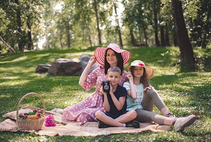 Фотопроект «Пикник» от фотографа Ирэн Боровицкой со скидкой 50%.