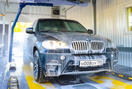 Комплексная уборка салона за 50 рублей на круглосуточной автомойке RobotCarWash на улице Мичурина
