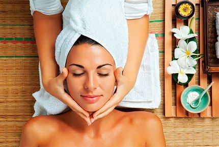 Подарочный сертификат на SPA-программу «Почувствуй себя королевой» со скидкой 50% от студии Caprece Zone