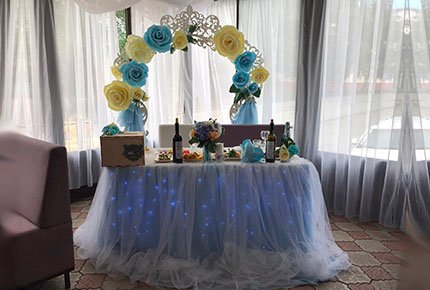 Большой выбор красивых фотозон со скидкой 50% для свадеб и праздников