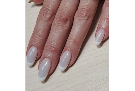 Маникюр с гель-лаком и педикюр со скидкой 50%