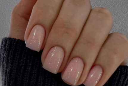 Маникюр с покрытием за 990 рублей по купону