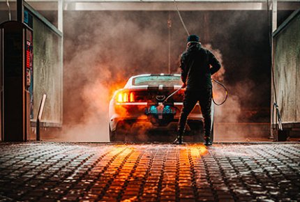 Кузов-коврики со скидкой 50% на автомойке «Акварель» на Парковой