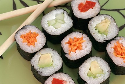 Суши, роллы, наборы от службы доставки Фиш Sushi со скидкой 50%