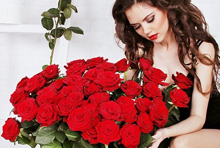 25 голландских роз за 990 рублей от цветочной лавки "Лаванда"