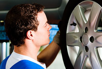 Диагностика развал-схождения колес со скидкой 90% в техсервисе АвтоИмпорт на Ракетной. Заплати 50 руб вместо 500