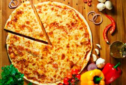 Большая Мамина пицца со скидкой 50%