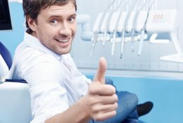 Лечение кариеса зубов в стоматологической клинике «Елан» со скидкой 50%