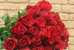 Огромный выбор цветов от салона "Живые цветы" со скидкой 50%
